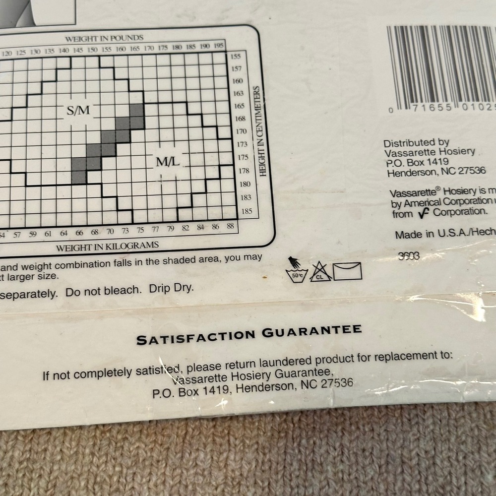 Vassarette Size M/L Floral Lace Hi-Cut Pantyhose Ivory Sheer 7590 Made in USA - Picture 5 of 6